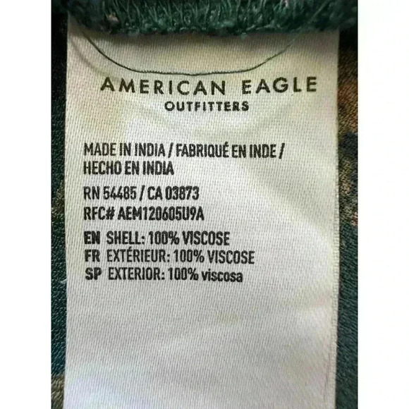 American Eagle Mini Floral Skirt (405) - Picture 11 of 11